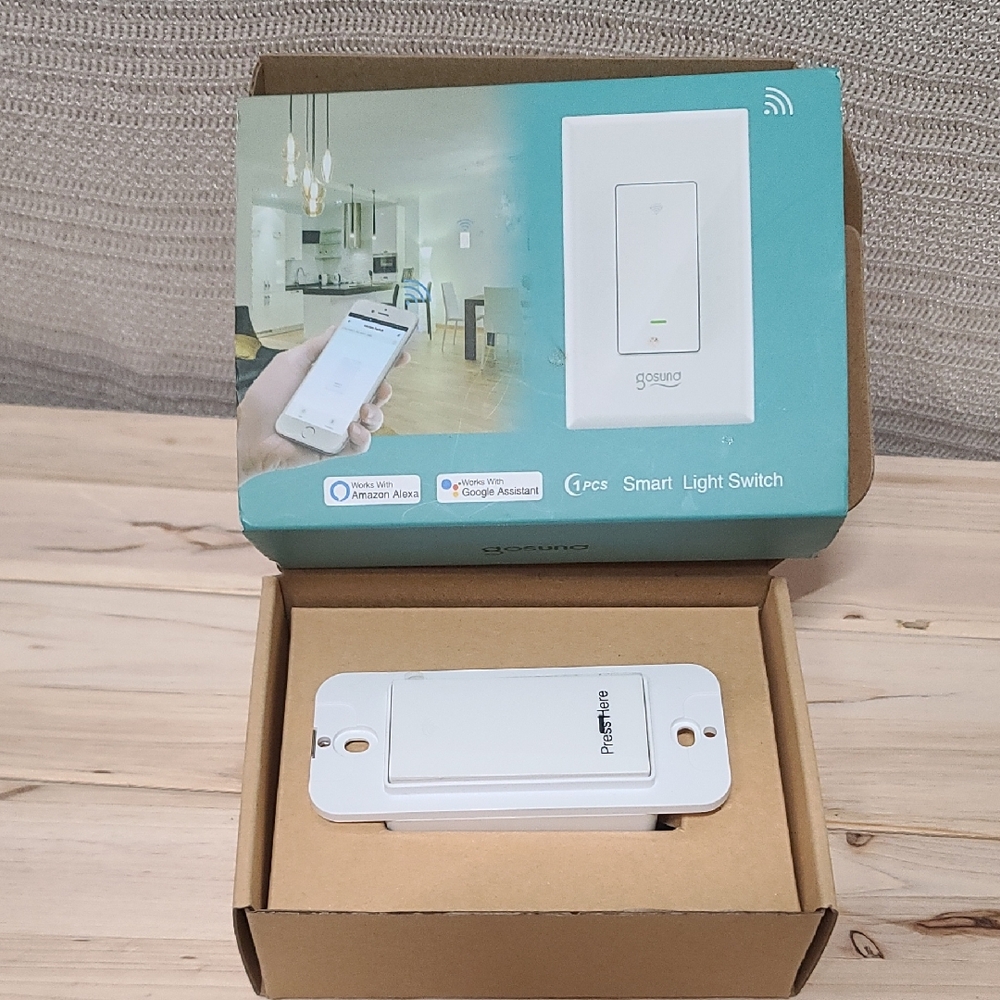 Smart Light Switch Via Voice Or App On Cellphone NWT NIB